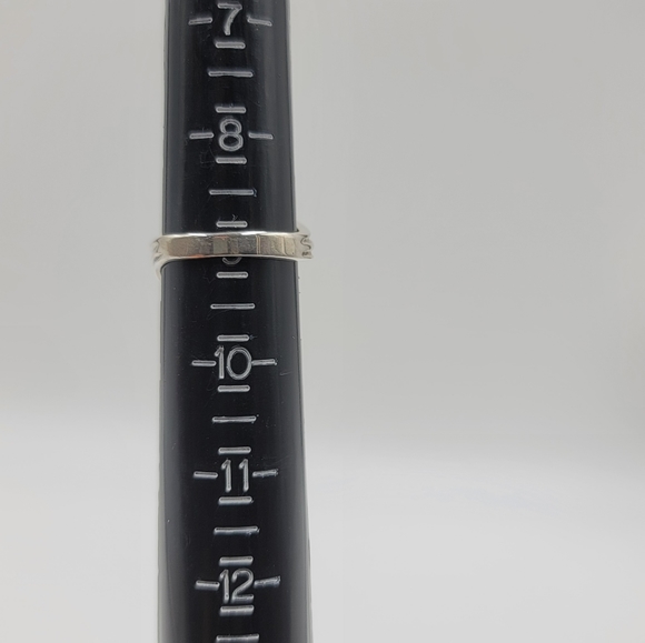 Vtg sterling silver and blue cubic zirconia ring - Picture 11 of 13